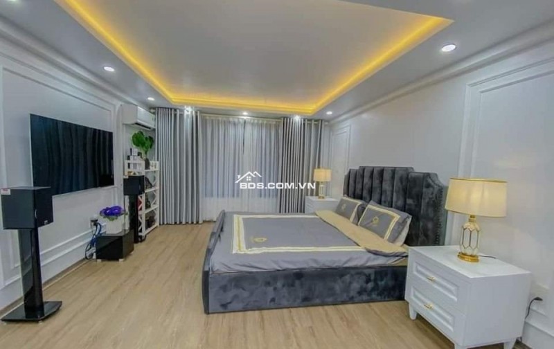 Cần bán nhà dân xây đẹp ngõ ô tô Trương Định Hai Bà Trưng 38M2  6T nhỉnh 7 tỷ